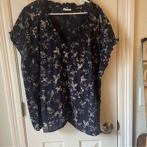 J Jill Navy 100% cotton pin tuck humming bird print top. 3X excellent condition